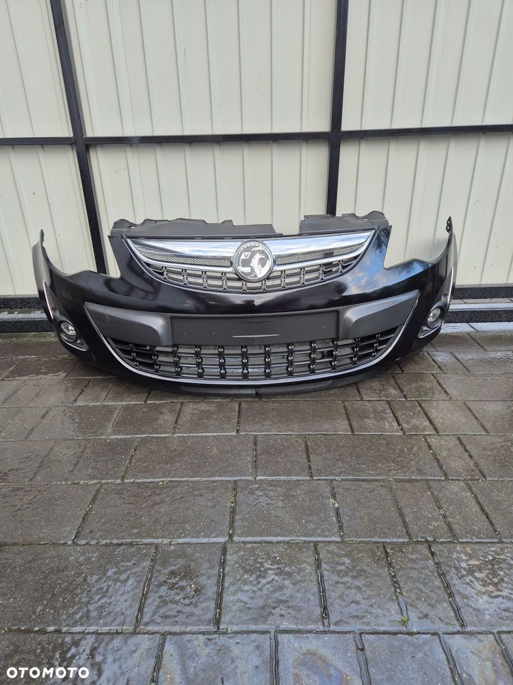 Zderzak przód przedni Opel Corsa D lift rok 10 kod lak Z20R