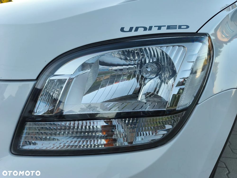 Chevrolet Orlando - 16