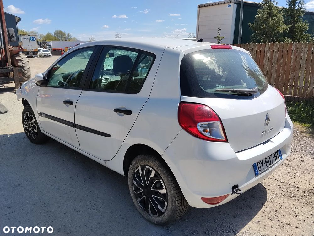 Renault Clio 1.5 dCi 75 Expression - 7