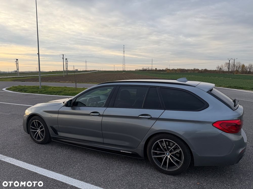 BMW Seria 5 520d xDrive - 5