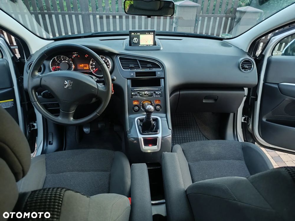 Peugeot 5008 1.6 Active 7os - 22