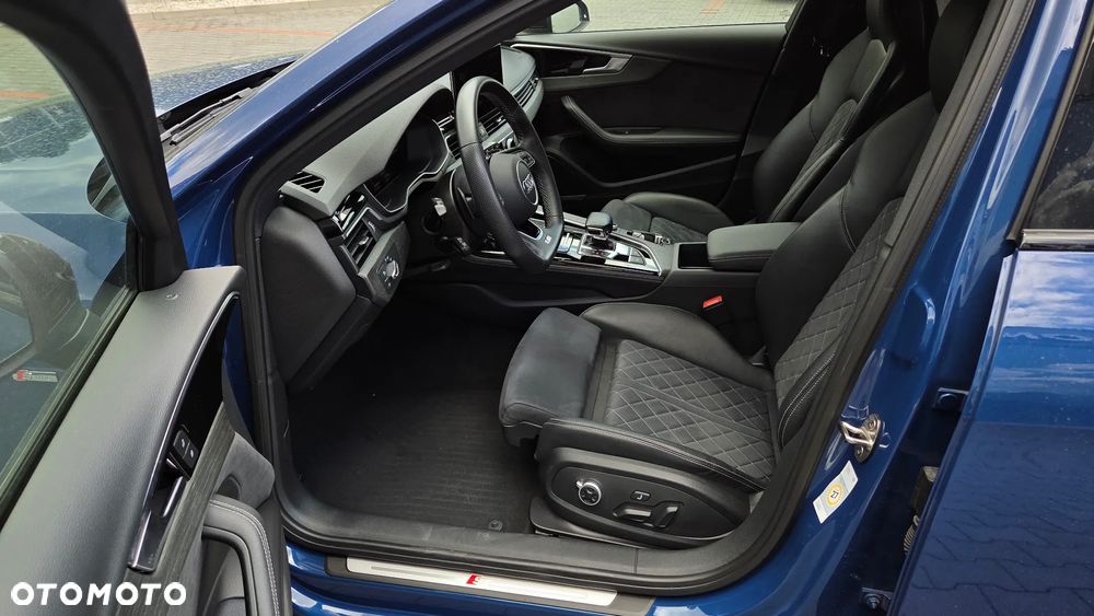 Audi A4 Avant 40 TDI quattro S tronic S line - 12