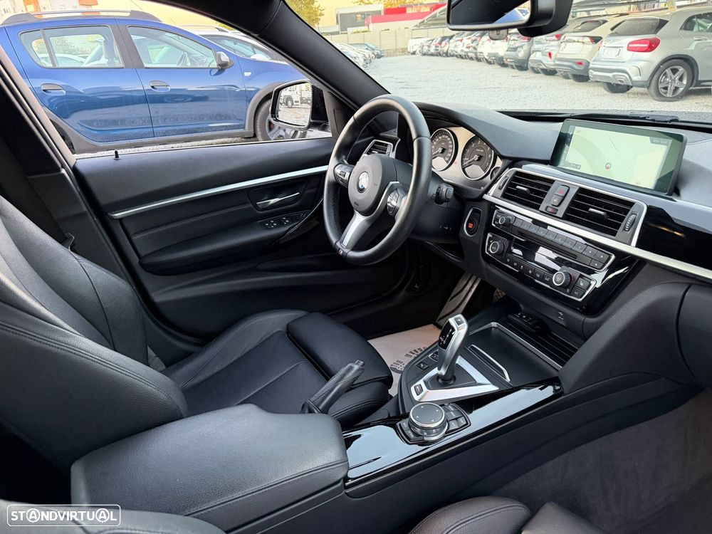 BMW 330 e iPerformance Pack M - 10