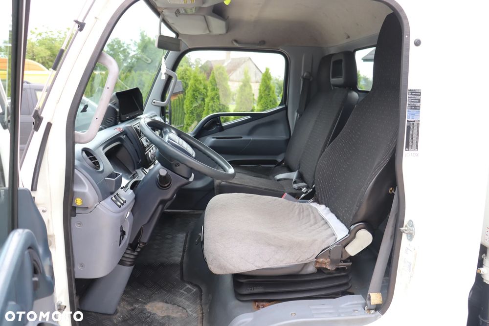 Mitsubishi Fuso Canter - 7
