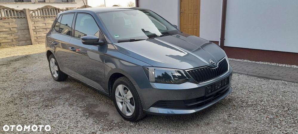 Skoda Fabia 1.2 TSI Cool Edition - 1