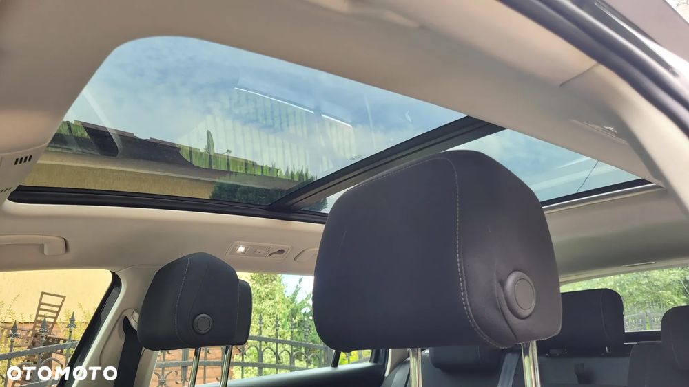 Volkswagen Passat - 18