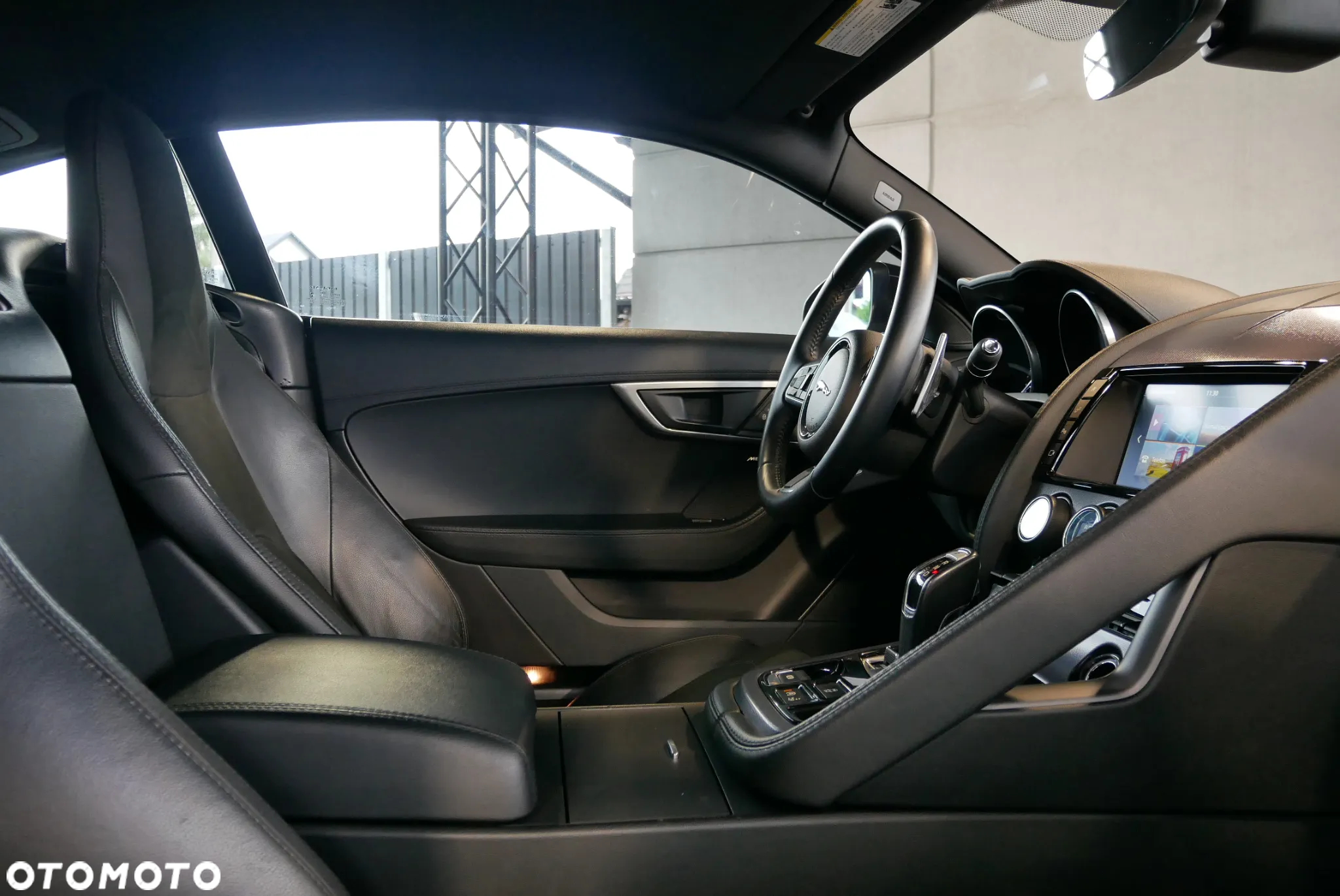 Jaguar F-Type Coupe 2.0 - 22