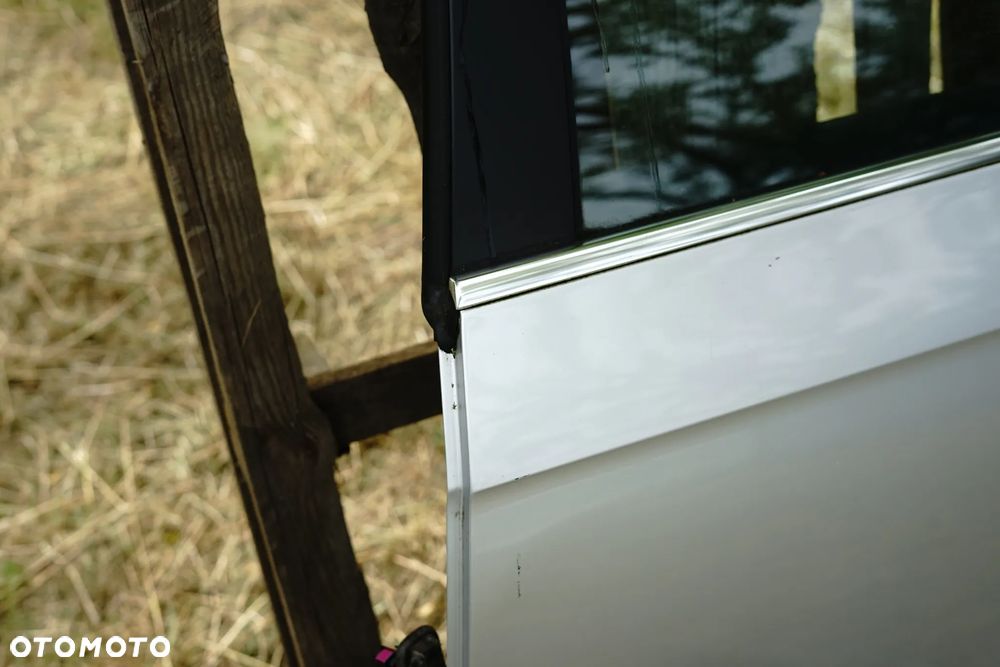 Drzwi tył tylne lewe VW Passat B7 Sedan LA7W - 3