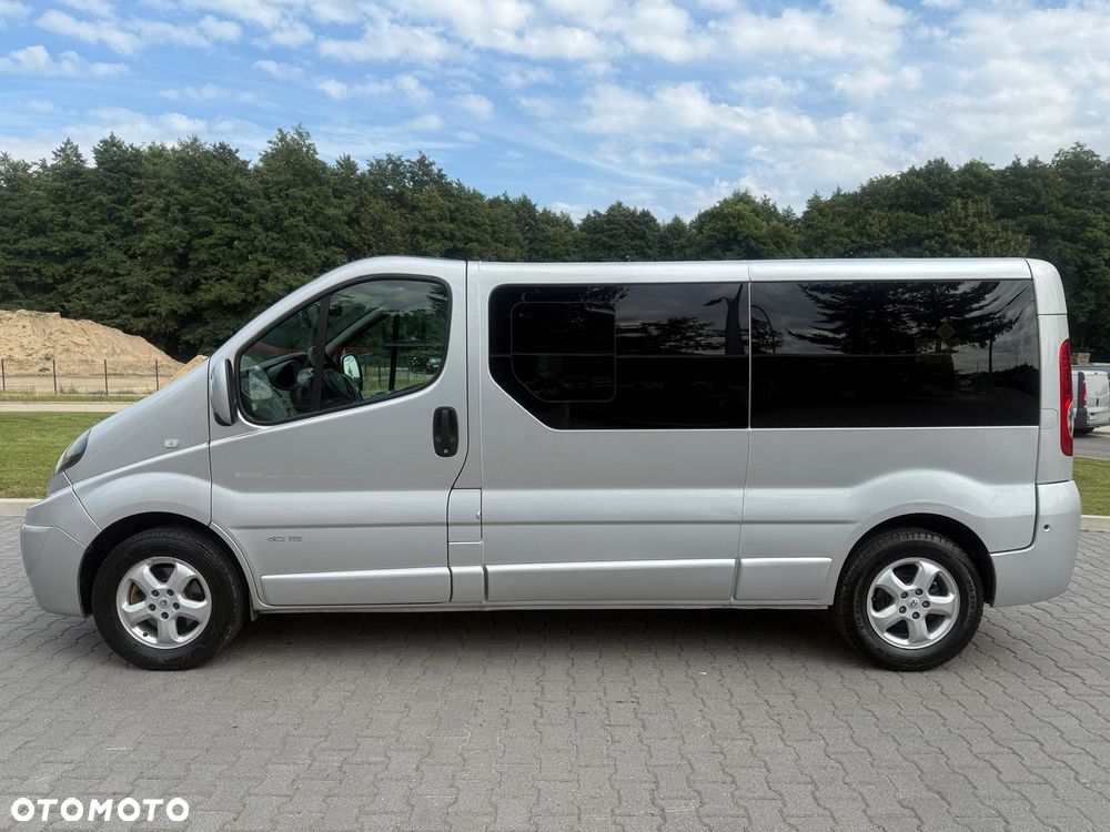 Opel Vivaro L2H1 2.9t - 9