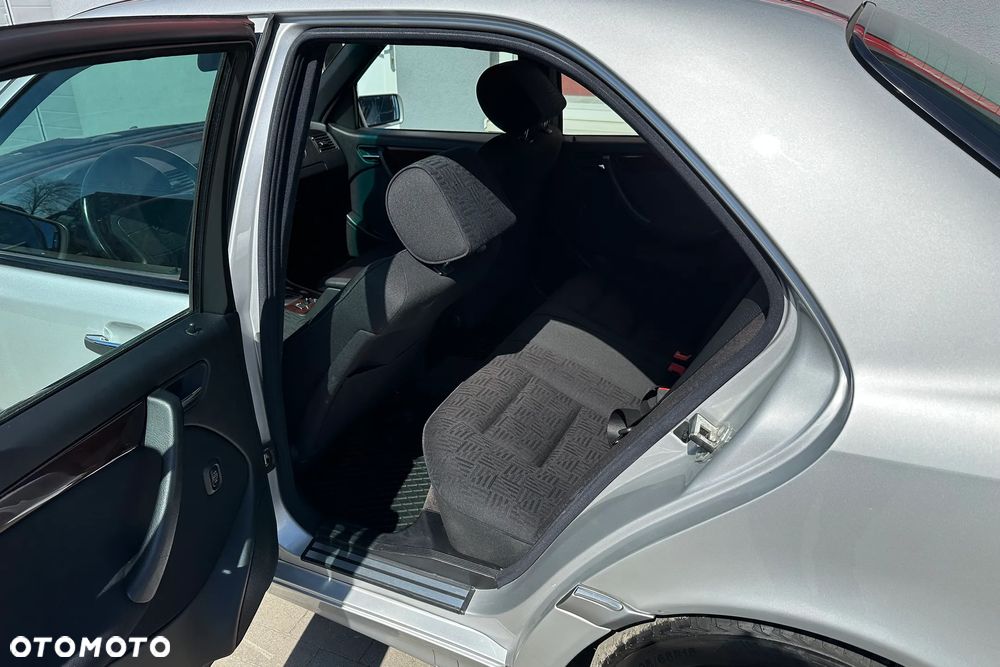 Mercedes-Benz Klasa C - 29