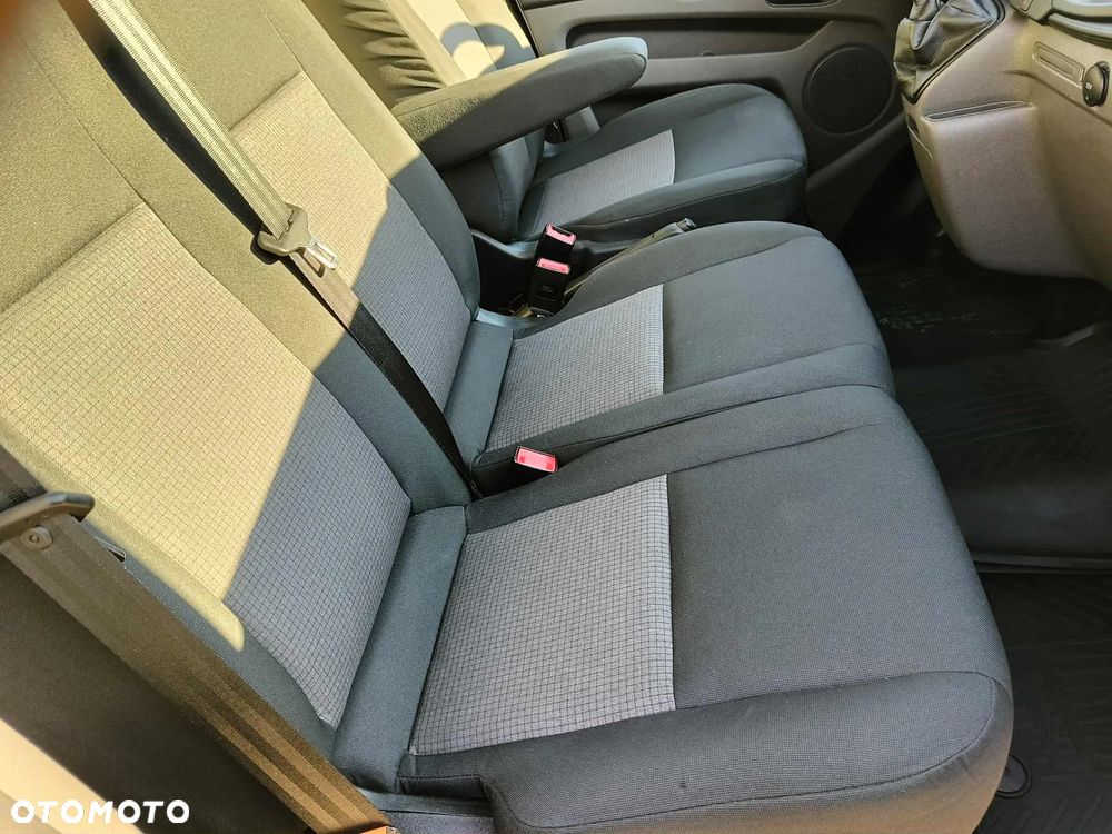 Ford TRANSIT CUSTOM - 16