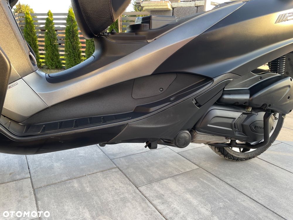 Piaggio MP-3 - 21