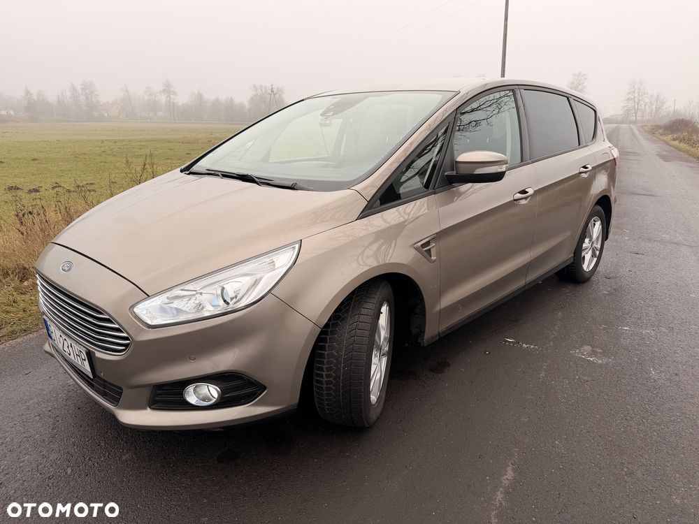 Ford S-Max - 8