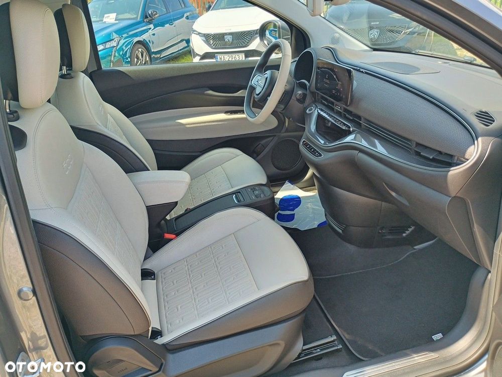 Fiat 500e - 15