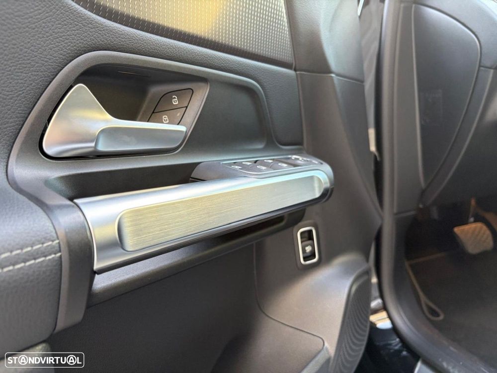 Mercedes-Benz EQB 300 4Matic - 39