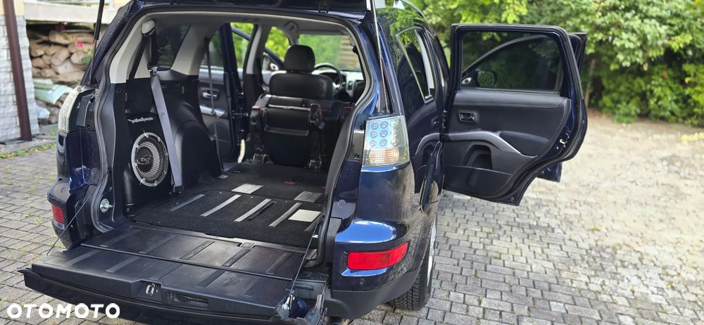 Mitsubishi Outlander - 15