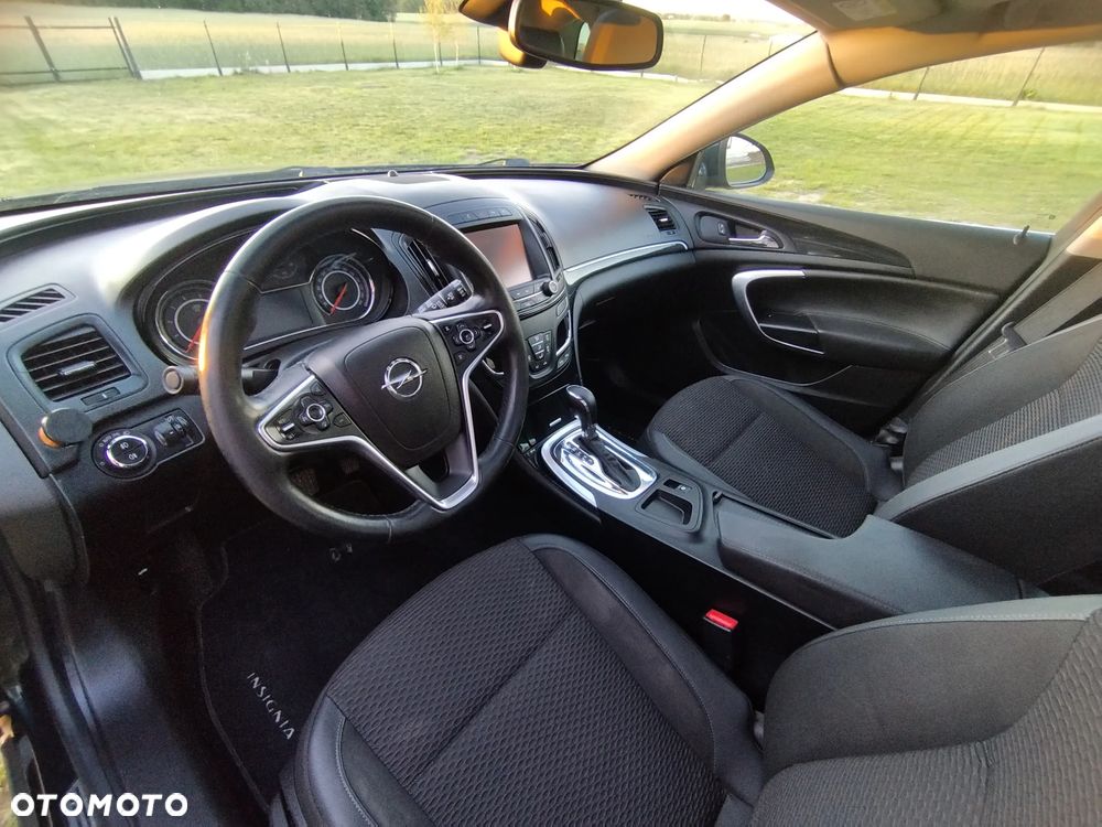 Opel Insignia - 19