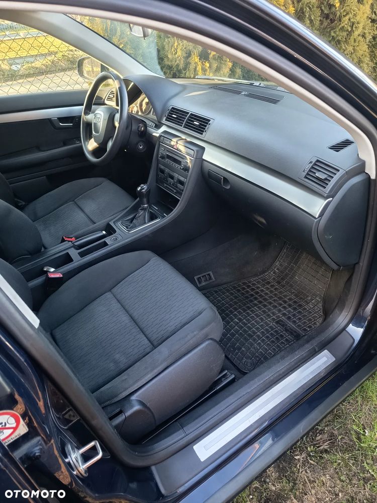 Audi A4 Avant - 6