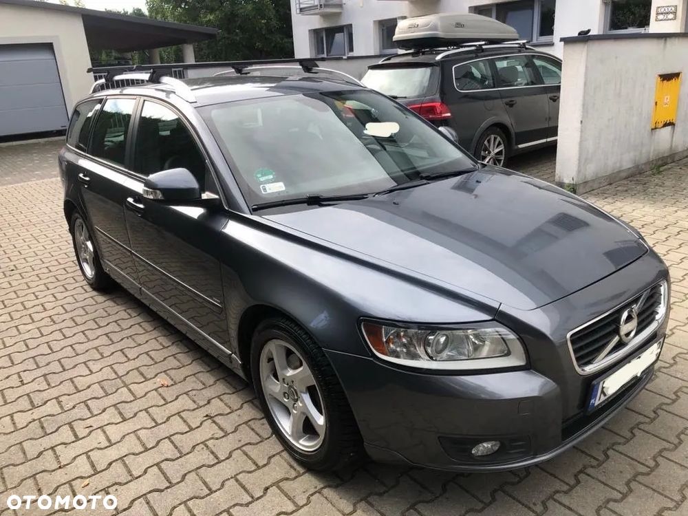 Volvo V50 D2 Momentum - 2