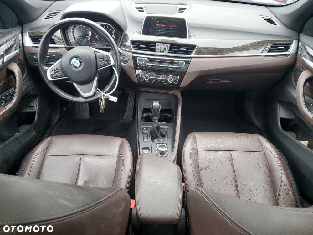 BMW X1 - 8