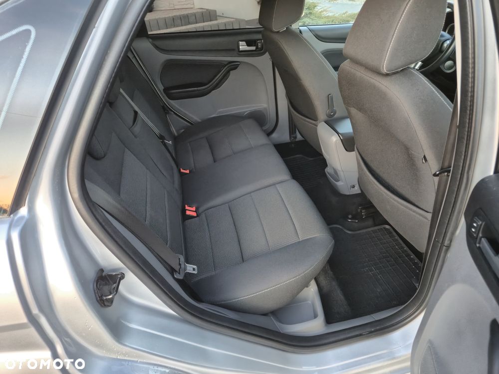 Ford Focus 1.6 16V Silver Magic - 11
