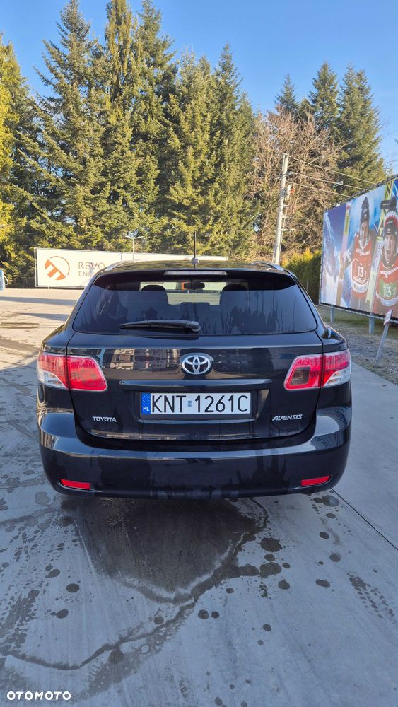 Toyota Avensis - 3