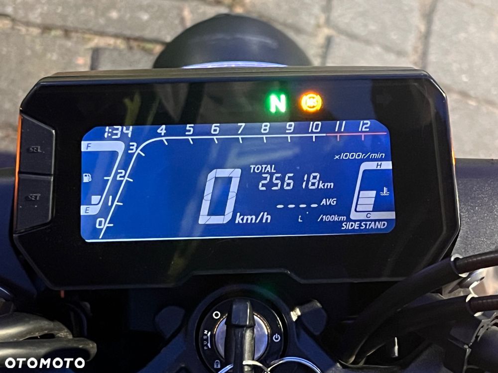 Honda CB - 30