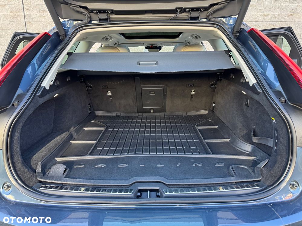 Volvo V90 D4 SCR AWD Inscription - 10