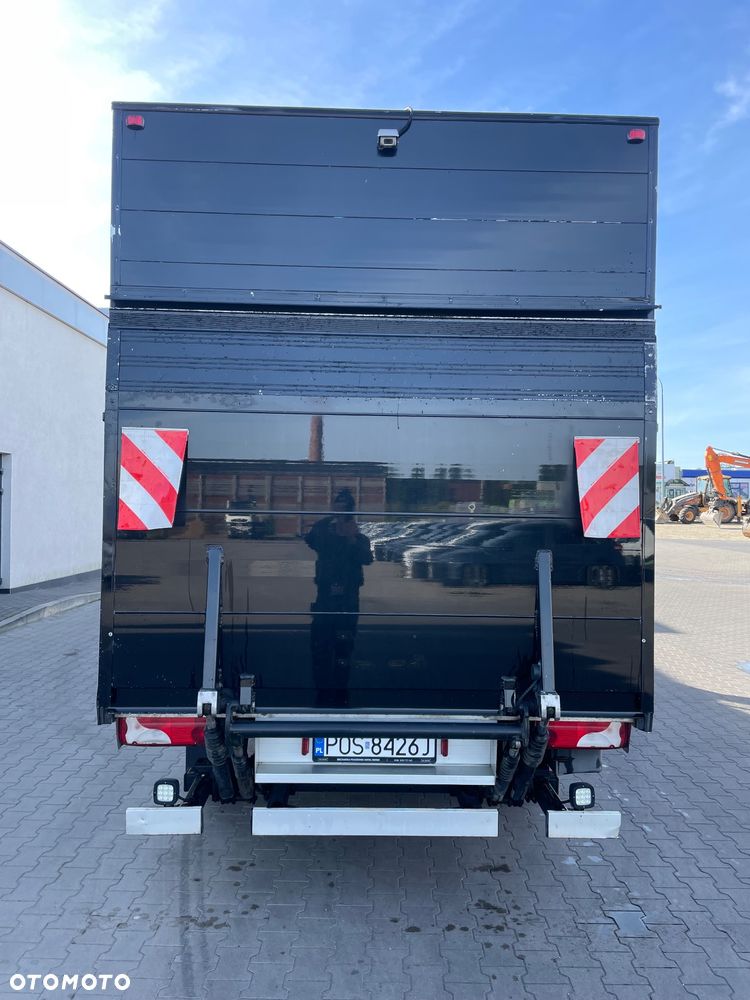 Mercedes-Benz Sprinter - 7