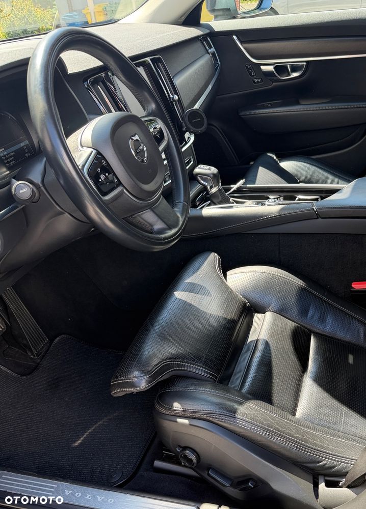 Volvo V90 D5 AWD Momentum - 20