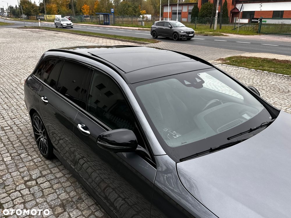 Mercedes-Benz Klasa E 220 d 4-Matic AMG - 20