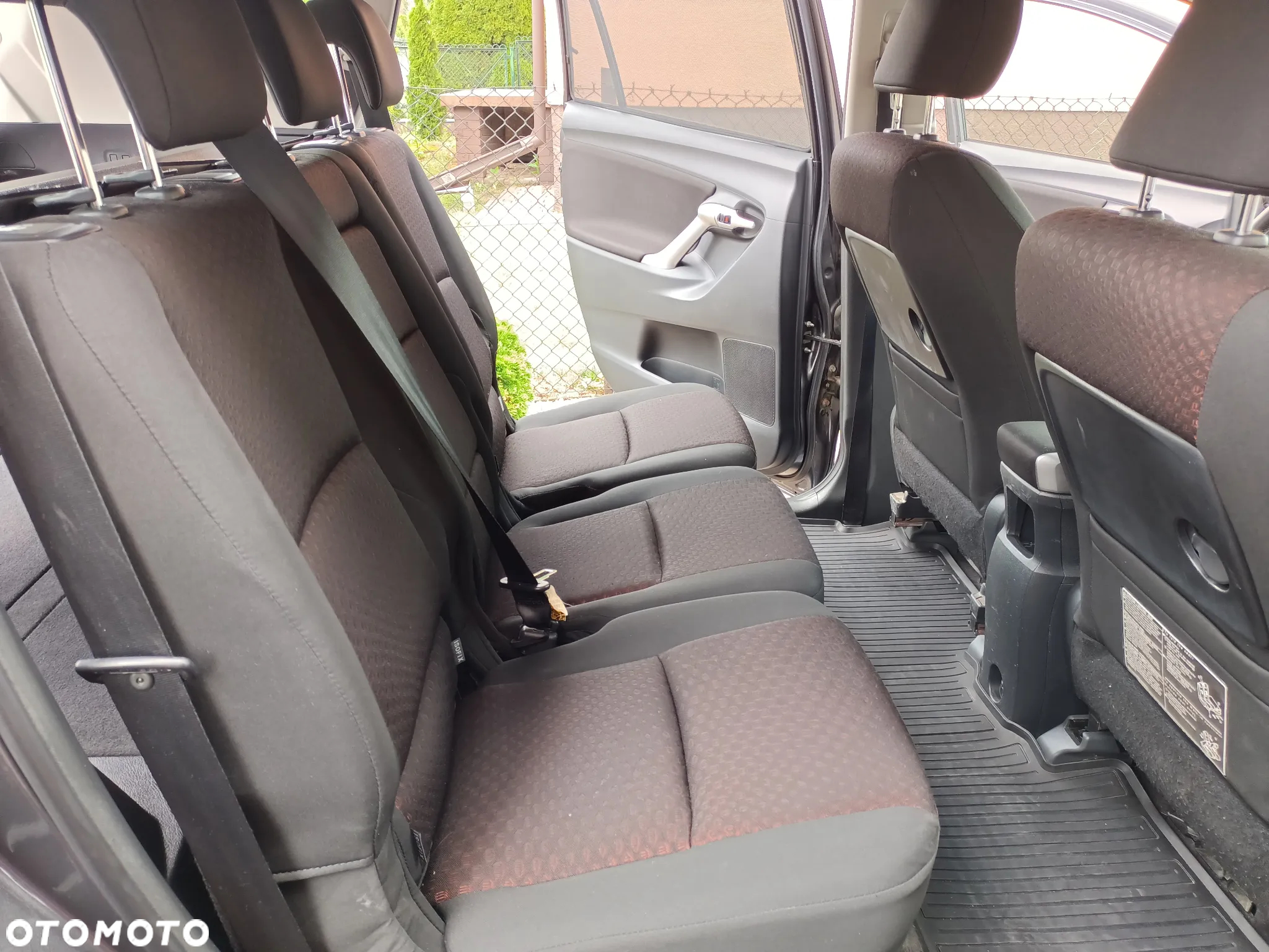 Toyota Verso 1.6 Premium - 12