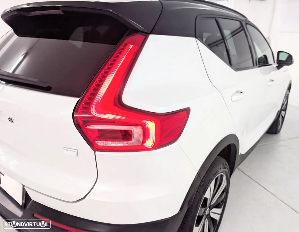 Volvo XC 40 Recharge Core - 21