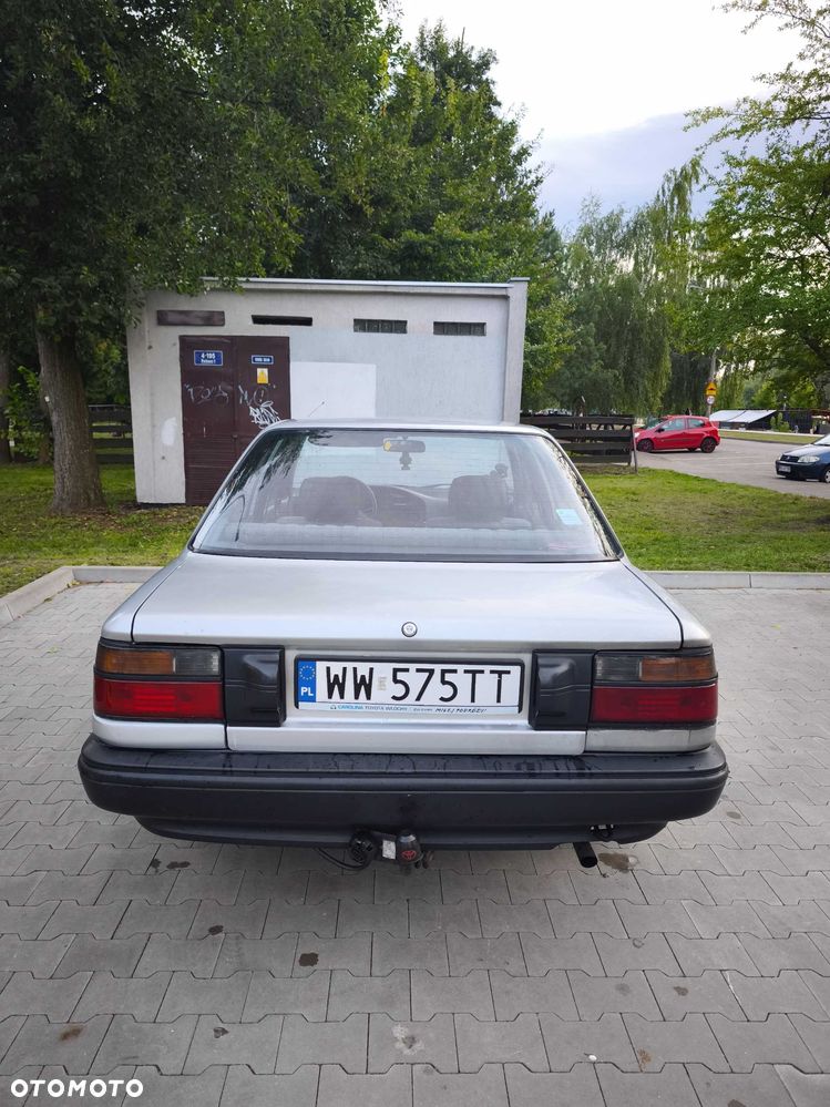 Toyota Corolla - 4