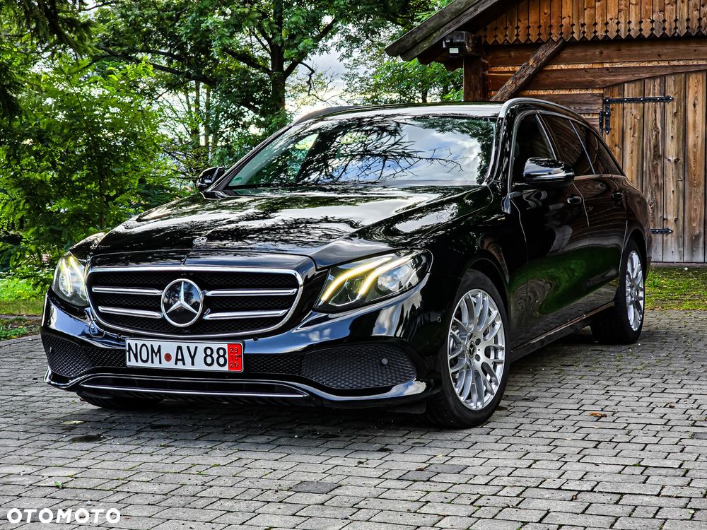 Mercedes-Benz Klasa E 220 d 9G-TRONIC - 1