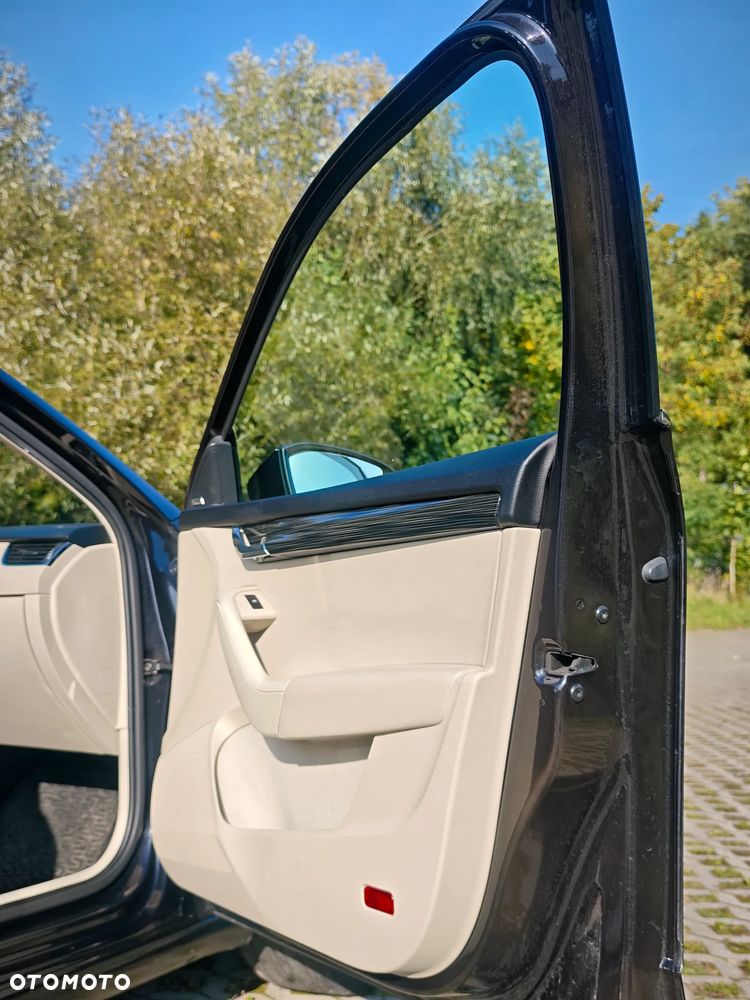 Skoda Octavia 2.0 TDI Elegance DSG - 11