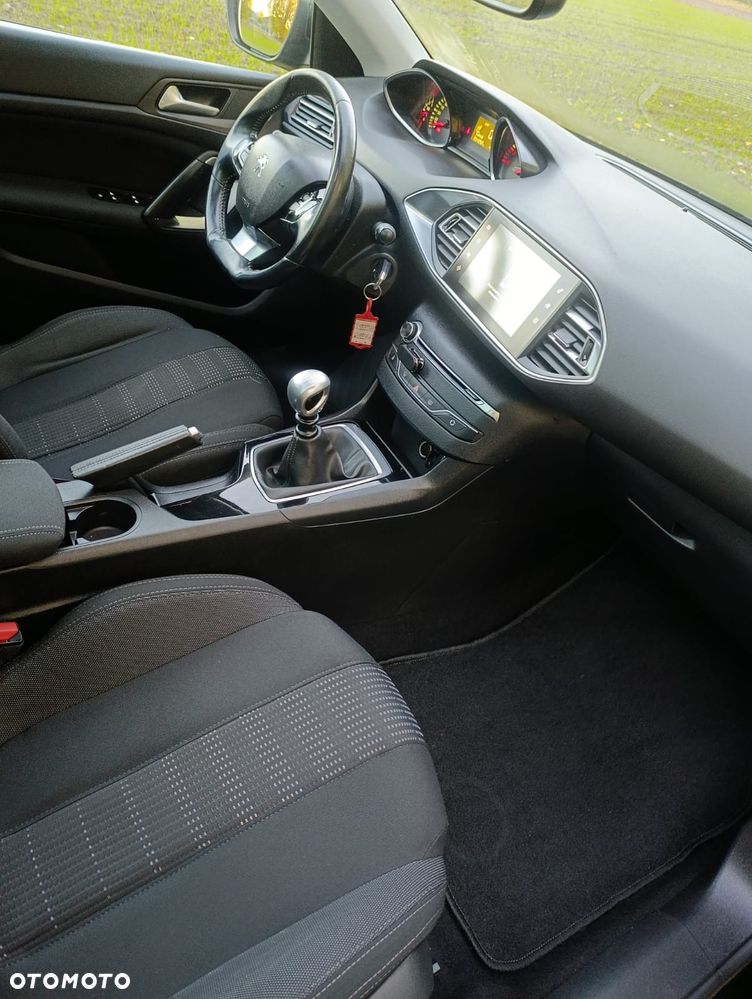 Peugeot 308 1.6 BlueHDi Active S&S - 22