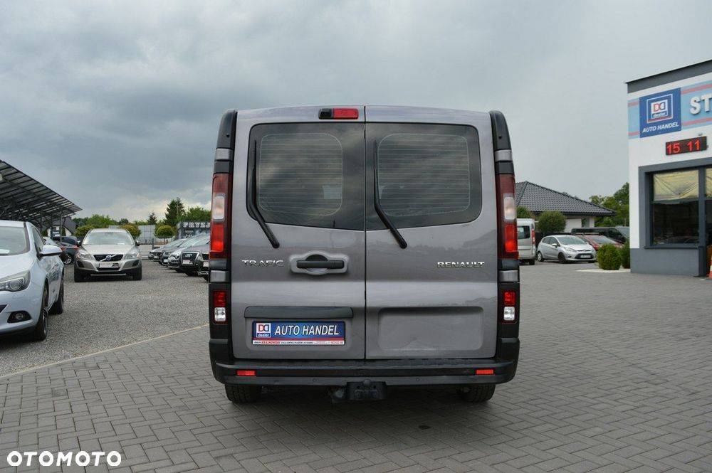 Renault Trafic - 13