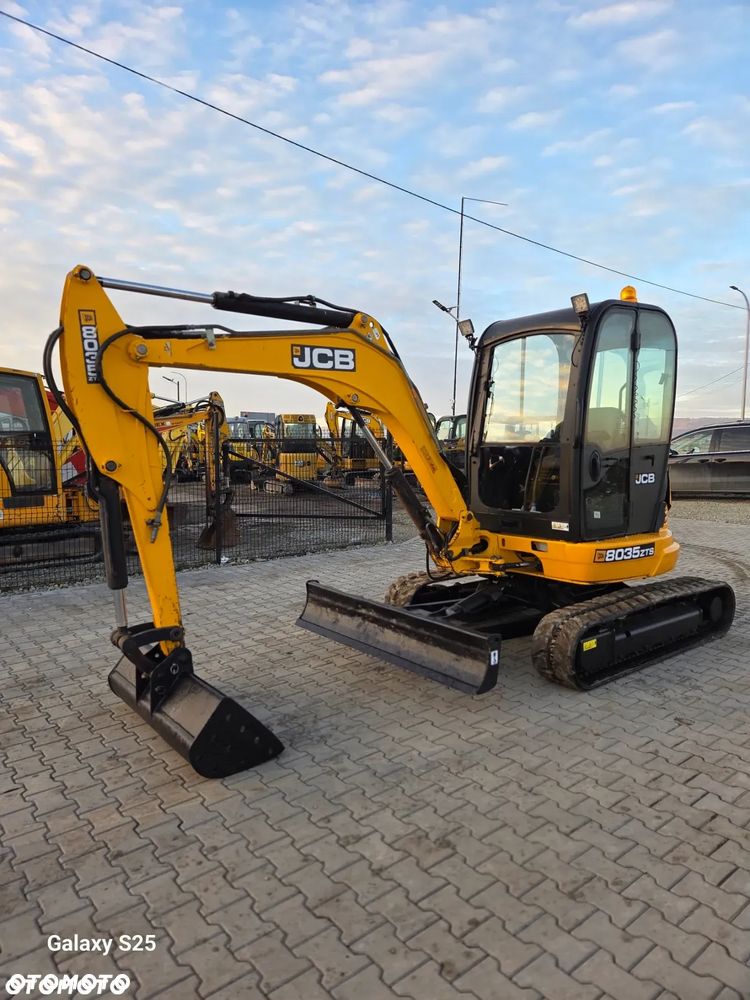 JCB 8035 - 7