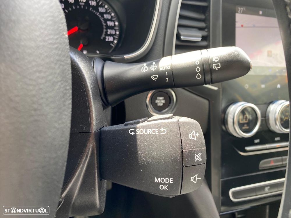 Renault Mégane 1.5 Blue dCi Intens - 48