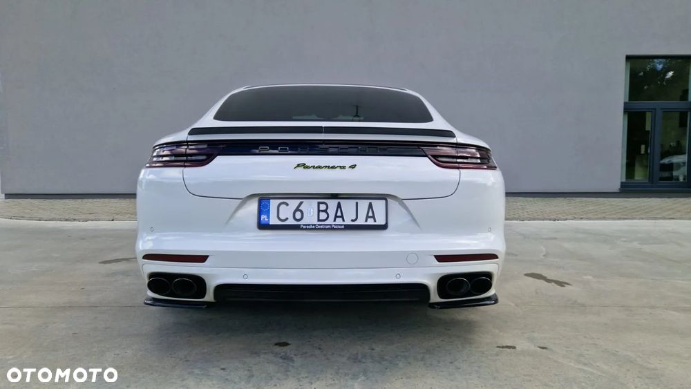 Porsche Panamera 4 E-Hybrid - 14