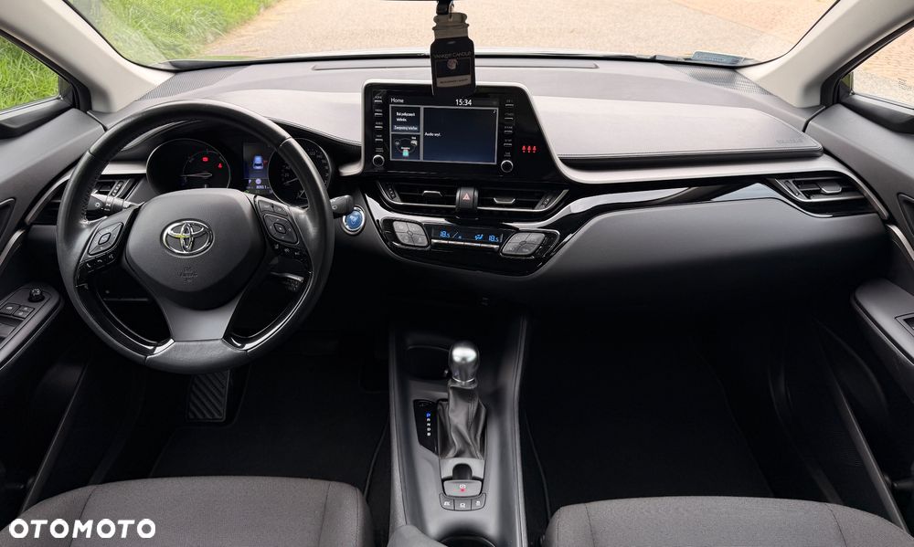 Toyota C-HR - 12