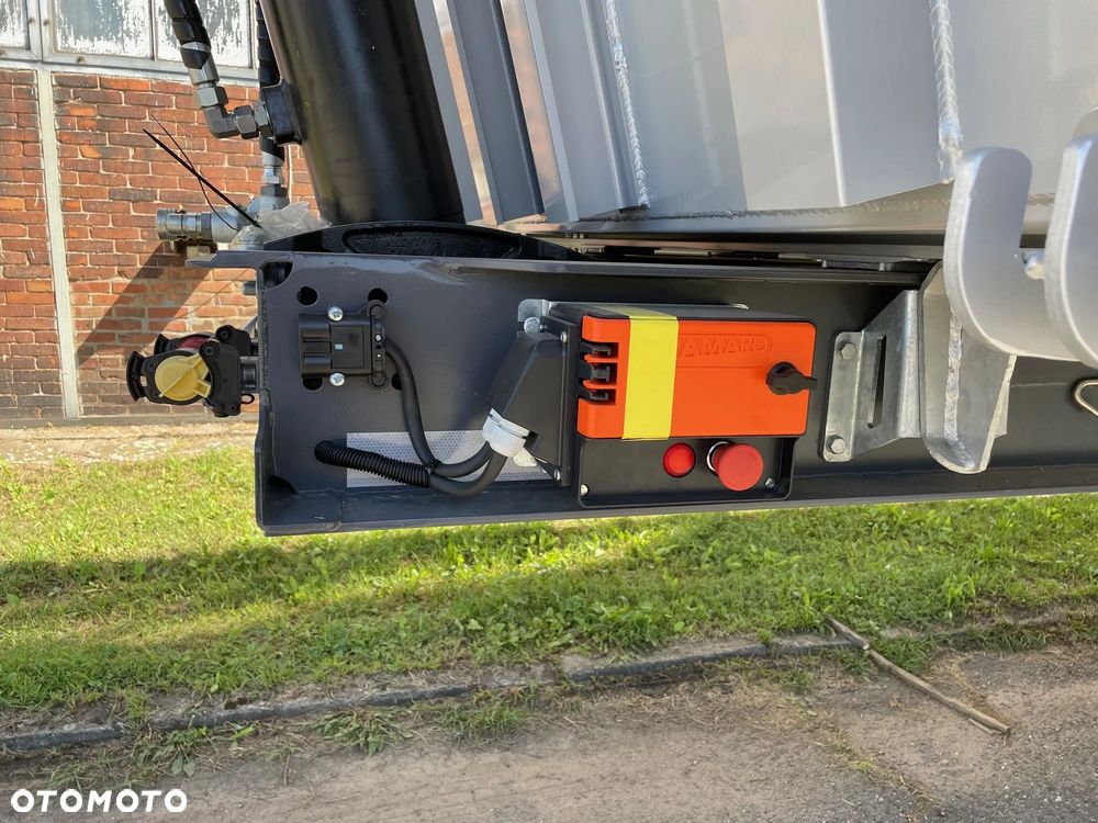 Mega Szczelna Klapa 45 - 62m3 klapo-drzwi - 6