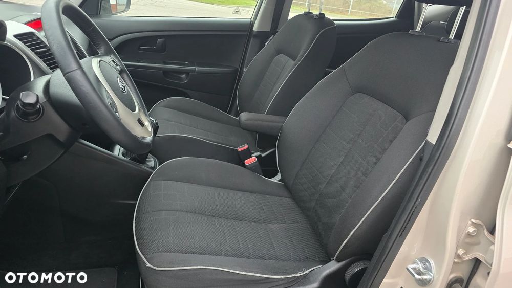 Kia Venga 1.4 CVVT Attract - 12