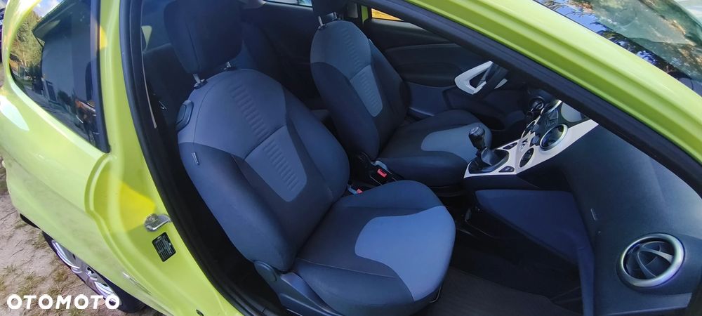 Ford KA - 32