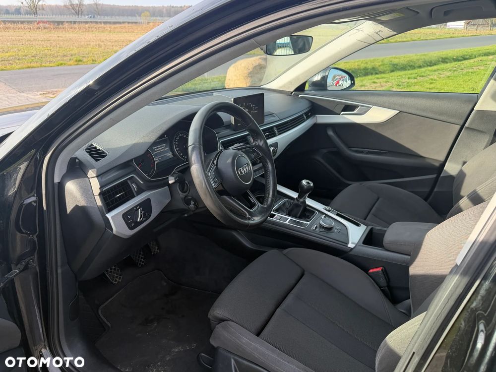 Audi A4 Avant 2.0 TDI - 10