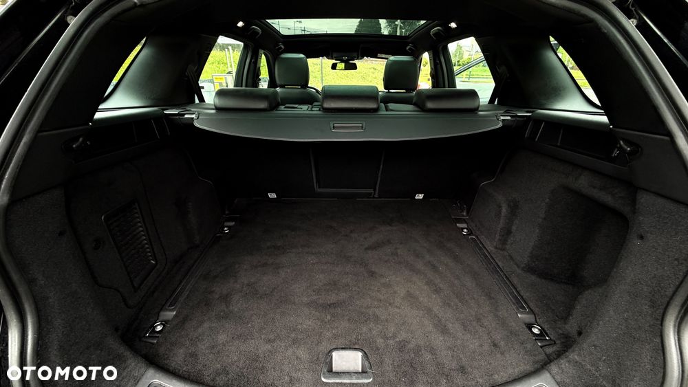 Land Rover Discovery Sport TD4 HSE Luxury - 17