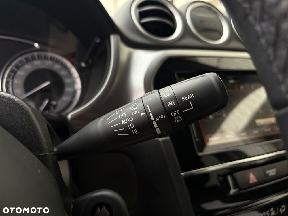 Suzuki Vitara 1.4 Boosterjet SHVS Premium 2WD - 30