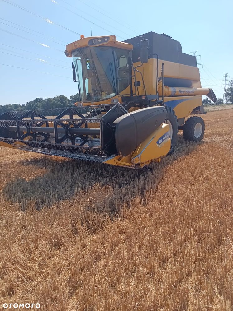 New Holland CSX 7070 - 2