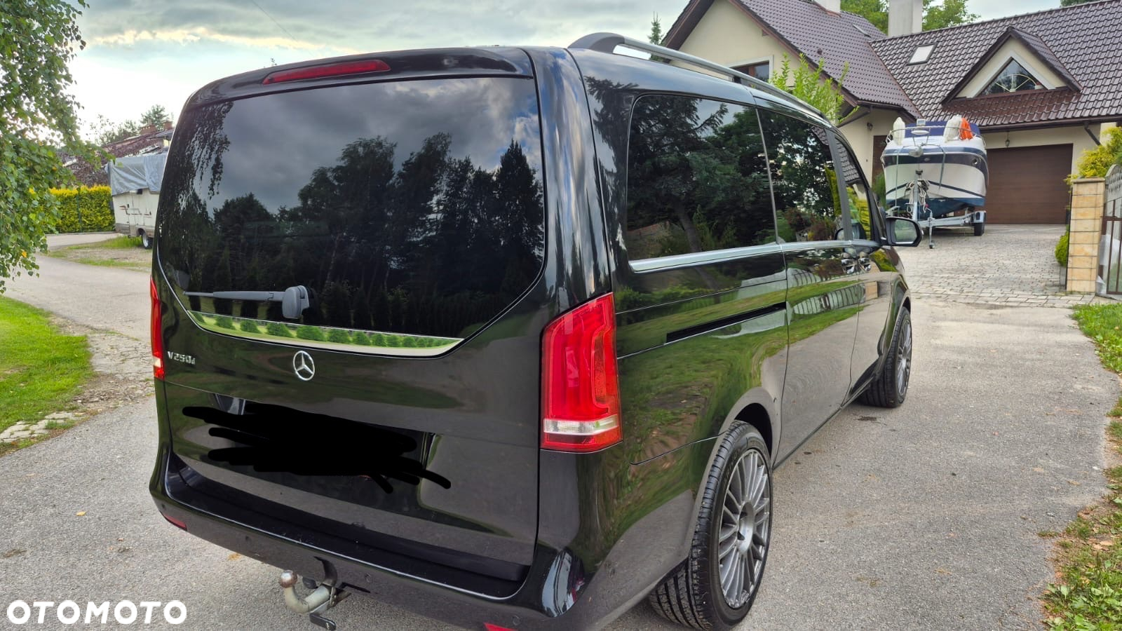 Mercedes-Benz Klasa V 250 d lang 7G-TRONIC Avantgarde Edition Night Edition - 3
